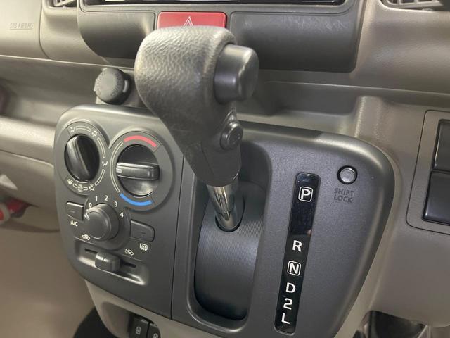 エブリイ ＰＣ　ＳＤナビ　衝突被害軽減システム　禁煙車　ドラレコ　コーナーセンサー　キーレスエントリー　ＥＴＣ　オートハイビーム　車線逸脱警報　オートライト　Ｂｌｕｅｔｏｏｔｈ　ＣＤ　ＤＶＤ再生　フルセグ（29枚目）