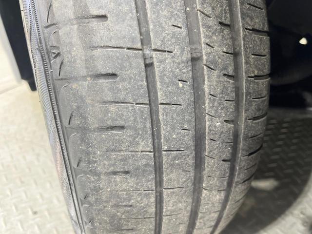 プリウス Ｇ　純正ナビ　バックカメラ　禁煙車　スマートキー　ＬＥＤヘッド　ビルトインＥＴＣ　クルコン　オートライト　オートエアコン　純正１５インチアルミ　ＣＤ　電動格納ミラー（25枚目）