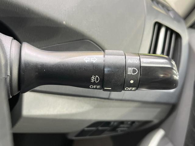 プリウス Ｇ　純正ナビ　バックカメラ　禁煙車　スマートキー　ＬＥＤヘッド　ビルトインＥＴＣ　クルコン　オートライト　オートエアコン　純正１５インチアルミ　ＣＤ　電動格納ミラー（48枚目）