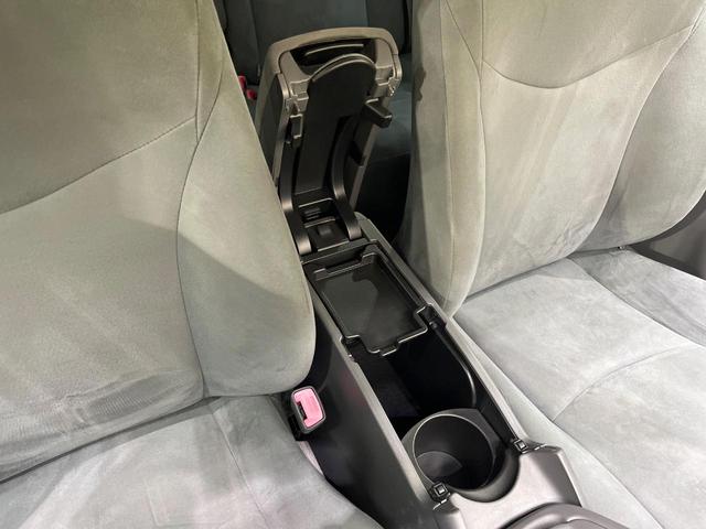 プリウス Ｇ　純正ナビ　バックカメラ　禁煙車　スマートキー　ＬＥＤヘッド　ビルトインＥＴＣ　クルコン　オートライト　オートエアコン　純正１５インチアルミ　ＣＤ　電動格納ミラー（51枚目）