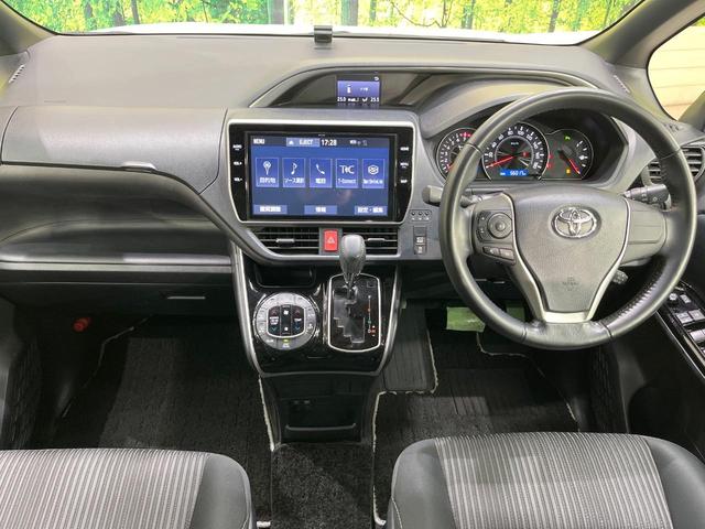 ヴォクシー ＺＳ　煌ＩＩ　純正１０型ナビ　後席モニター　両側電動スライドドア　衝突軽減装置　ＬＥＤヘッド　ドラレコ　ＥＴＣ　バックカメラ　Ｂｌｕｅｔｏｏｔｈ　フルセグＴＶ　リアオートエアコン　スマートキー　プッシュスタート（2枚目）