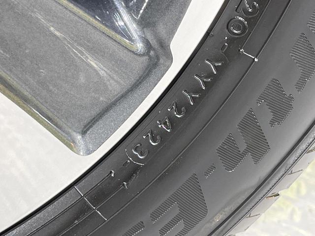 ヴォクシー ＺＳ　煌ＩＩ　純正１０型ナビ　後席モニター　両側電動スライドドア　衝突軽減装置　ＬＥＤヘッド　ドラレコ　ＥＴＣ　バックカメラ　Ｂｌｕｅｔｏｏｔｈ　フルセグＴＶ　リアオートエアコン　スマートキー　プッシュスタート（46枚目）