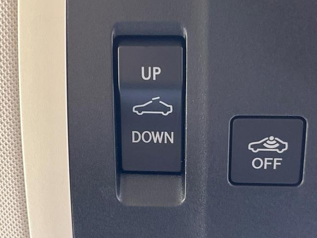 NX NX300h バージョンL サンルーフ 純正ナビ バックカメラ 衝突軽減装置 禁煙車 レザーシート シートエアコン シートヒーター コーナーセンサー LEDヘッド クルコン オートハイビーム オートライト パワーバックドア(42枚目)