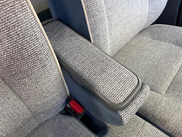 ムーヴキャンバス ストライプスG 両側電動ドア 純正9型DA 全周囲カメラ 衝突軽減装置 レーダークルーズ 禁煙車 コーナーセンサー スマートキー LEDヘッド ETC 車線逸脱警報 オートライト オートエアコン 置くだけ充電(43枚目)