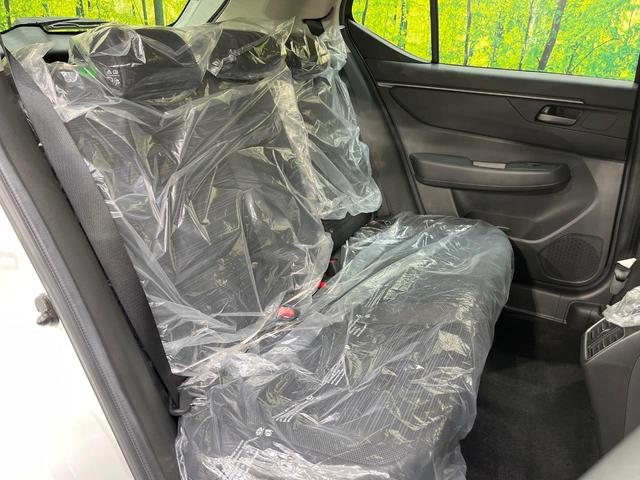 ＷＲ－Ｖ Ｘ　登録済未使用車　純正８型ナビ　バックカメラ　衝突軽減装置　コーナーセンサー　スマートキー　ＬＥＤヘッド　クルコン　オートハイビーム　車線逸脱警報　フルセグ　オートライト　オートエアコン（9枚目）