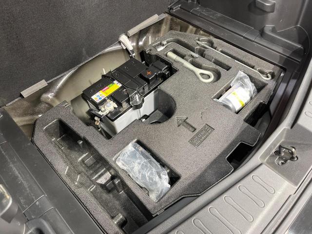 ノート e-パワーニスモ SDナビ 全周囲カメラ 衝突軽減装置 LEDヘッド デジタルミラー レーダークルーズ ドラレコ ETC Bluetooth オートエアコン スマートキー プッシュスタート シートリフター(47枚目)