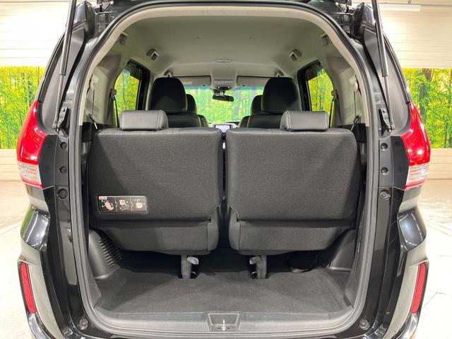 フリード G・ホンダセンシング 純正ナビ 両側電動スライドドア 衝突軽減装置 LEDヘッド ETC バックカメラ Bluetooth オートエアコン スマートキー プッシュスタート シートリフター サンシェード アイドリングストップ(11枚目)