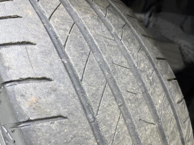 ハリアー S 純正ディスプレイオーディオ バックカメラ レーダークルーズ 禁煙車 コーナーセンサー スマートキー LEDヘッド ビルトインETC オートハイビーム オートライト デュアルエアコン Bluetooth(21枚目)