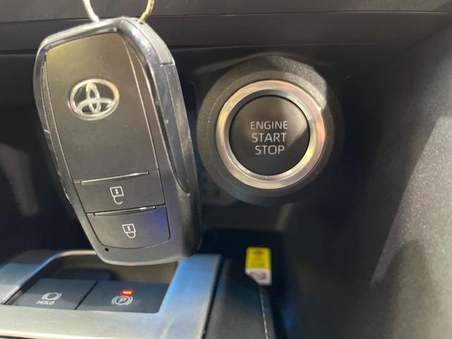 ハリアー S 純正ディスプレイオーディオ バックカメラ レーダークルーズ 禁煙車 コーナーセンサー スマートキー LEDヘッド ビルトインETC オートハイビーム オートライト デュアルエアコン Bluetooth(36枚目)