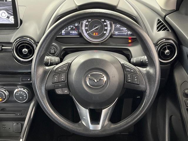 デミオ XD 純正ナビ 衝突軽減装置 クルコン ETC バックカメラ LEDヘッド シートヒーター オートエアコン スマートキー プッシュスタート 電動格納ドアミラー アイドリングストップ(11枚目)