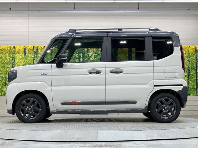 スペーシアギア ハイブリッドＸＺ　純正９インチナビ　両側電動ドア　全周囲カメラ　衝突被害軽減システム　レーダークルーズ　禁煙車　コーナーセンサー　スマートキー　ＬＥＤヘッド　ルーフレール　ＥＴＣ　オートライト　オートエアコン（63枚目）