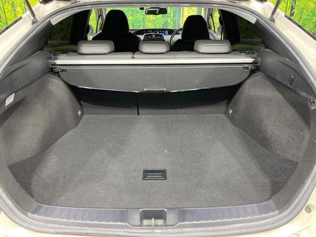 プリウス Ａツーリングセレクション　純正９インチＳＤナビ　バックカメラ　衝突被害軽減システム　レーダークルーズ　禁煙車　シートヒーター　ハーフレザーシート　ドラレコ　コーナーセンサー　スマートキー　ＬＥＤヘッド　ビルトインＥＴＣ（64枚目）