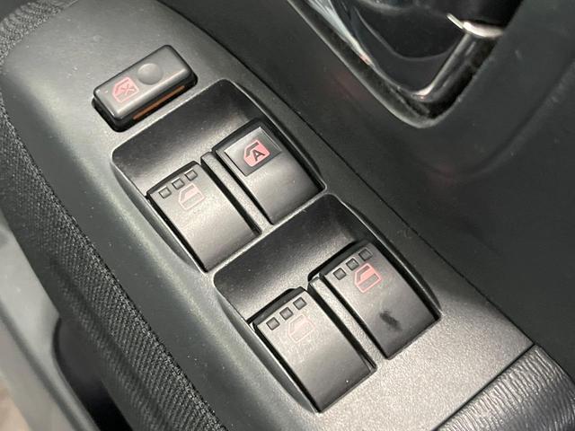 タント カスタムL 禁煙車 純正オーディオ HIDヘッド CD 電動格納ミラー ドアバイザー 盗難防止システム キーレス プライバシーガラス(31枚目)