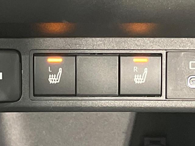 ヤリスクロス ハイブリッドZ 純正ディスプレイオーディオ 全周囲カメラ 衝突被害軽減システム 禁煙車 ハーフレザーシート パワーシート コーナーセンサー スマートキー LEDヘッド ETC2.0 オートライト オートエアコン(5枚目)