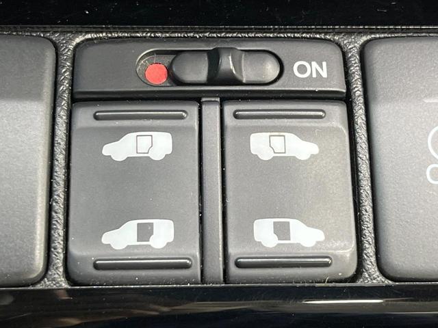 ステップワゴンスパーダ Ｚ　クールスピリット　純正９型ナビ　両側電動スライドドア　クルーズコントロール　ＥＴＣ　ドラレコ　バックカメラ　Ｂｌｕｅｔｏｏｔｈ　ＨＩＤヘッド　フルセグＴＶ　オートエアコン　スマートキー　シートリフター（4枚目）