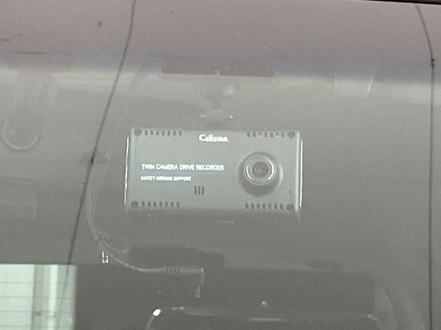 ステップワゴンスパーダ Ｚ　クールスピリット　純正９型ナビ　両側電動スライドドア　クルーズコントロール　ＥＴＣ　ドラレコ　バックカメラ　Ｂｌｕｅｔｏｏｔｈ　ＨＩＤヘッド　フルセグＴＶ　オートエアコン　スマートキー　シートリフター（7枚目）