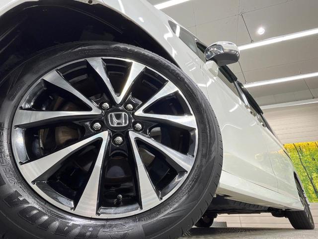 ステップワゴンスパーダ Ｚ　クールスピリット　純正９型ナビ　両側電動スライドドア　クルーズコントロール　ＥＴＣ　ドラレコ　バックカメラ　Ｂｌｕｅｔｏｏｔｈ　ＨＩＤヘッド　フルセグＴＶ　オートエアコン　スマートキー　シートリフター（14枚目）