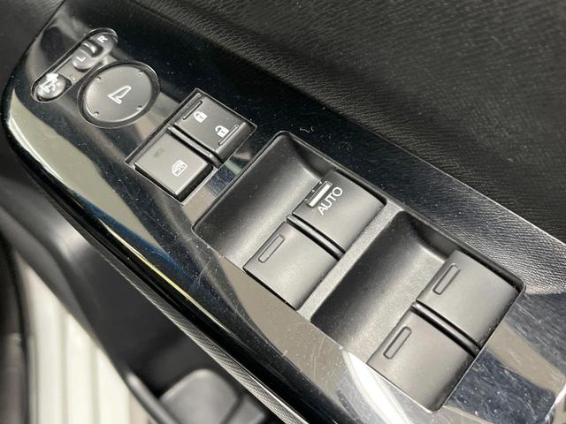 ステップワゴンスパーダ Ｚ　クールスピリット　純正９型ナビ　両側電動スライドドア　クルーズコントロール　ＥＴＣ　ドラレコ　バックカメラ　Ｂｌｕｅｔｏｏｔｈ　ＨＩＤヘッド　フルセグＴＶ　オートエアコン　スマートキー　シートリフター（37枚目）