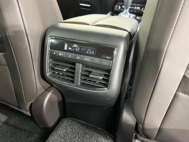 CX-8 XD Lパッケージ 純正ナビ 後席モニター BOSEサウンド 全周囲カメラ 衝突軽減装置 レーダークルーズ 禁煙車 電動リアゲート レザーシート 前席シートエアコン ブラインドスポットモニター LEDヘッド ETC(50枚目)