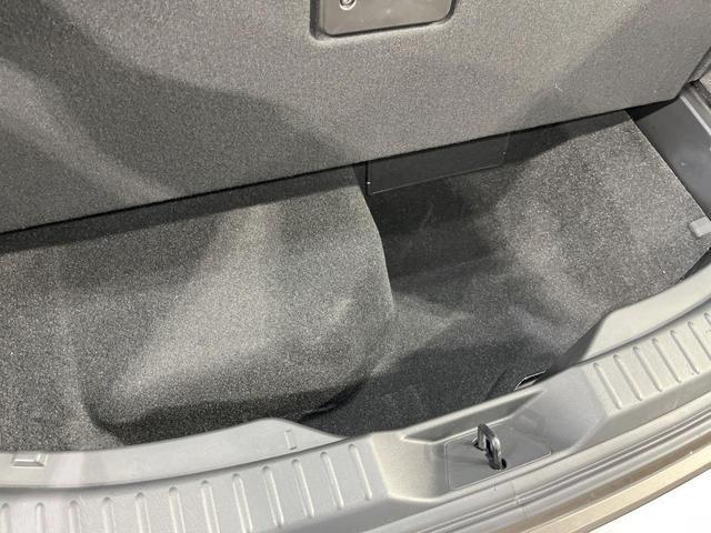 CX-8 XD Lパッケージ 純正ナビ 後席モニター BOSEサウンド 全周囲カメラ 衝突軽減装置 レーダークルーズ 禁煙車 電動リアゲート レザーシート 前席シートエアコン ブラインドスポットモニター LEDヘッド ETC(70枚目)