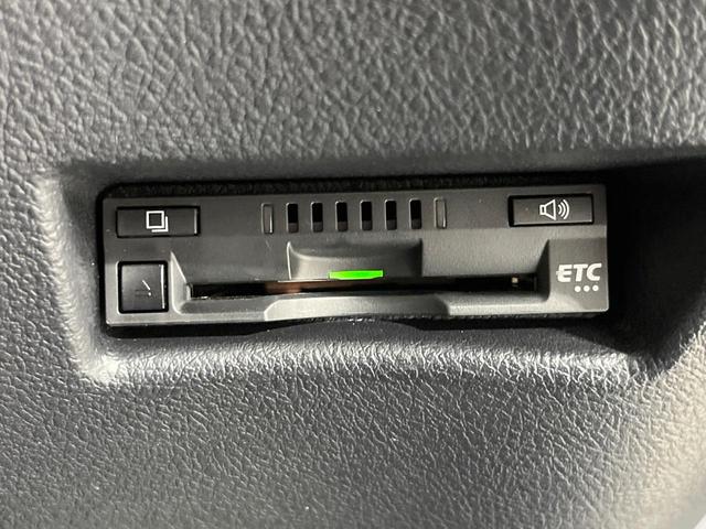 シエンタ ハイブリッドG クエロ 純正ナビ 全周囲カメラ 両側電動スライドドア シートヒーター ステアリングヒーター クルコン 衝突軽減装置 LEDヘッド ETC ドラレコ Bluetooth シートリフター 電動格納ドアミラー(6枚目)