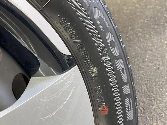 シエンタ ハイブリッドG クエロ 純正ナビ 全周囲カメラ 両側電動スライドドア シートヒーター ステアリングヒーター クルコン 衝突軽減装置 LEDヘッド ETC ドラレコ Bluetooth シートリフター 電動格納ドアミラー(52枚目)