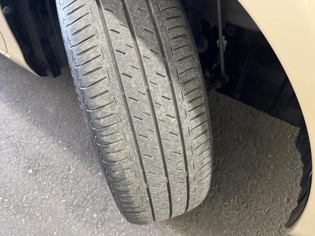 シエンタ ハイブリッドG クエロ 純正ナビ 全周囲カメラ 両側電動スライドドア シートヒーター ステアリングヒーター クルコン 衝突軽減装置 LEDヘッド ETC ドラレコ Bluetooth シートリフター 電動格納ドアミラー(53枚目)