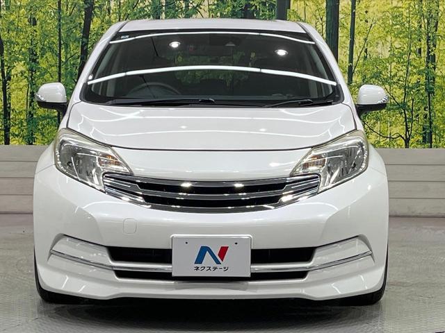 ノート ライダー　エマージェンシーブレーキパッケージ　純正ナビ　バックカメラ　衝突軽減装置　禁煙車　ドラレコ　ＥＴＣ　ＬＥＤヘッド　スマートキー　デジタルミラー　オートエアコン　Ｂｌｕｅｔｏｏｔｈ再生　ＣＤ／ＤＶＤ再生　革巻きステアリング（14枚目）