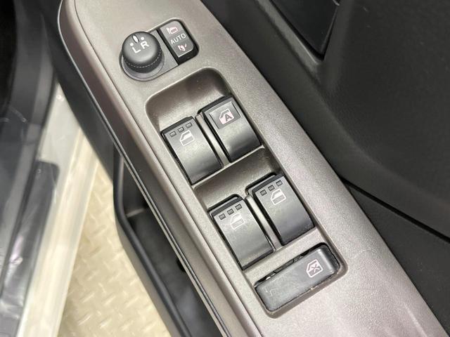 ルーミー X SDナビ バックカメラ 電動スライドドア 衝突被害軽減システム 禁煙車 ドラレコ コーナーセンサー スマートキー ビルトインETC オートハイビーム オートライト Bluetooth CD(43枚目)