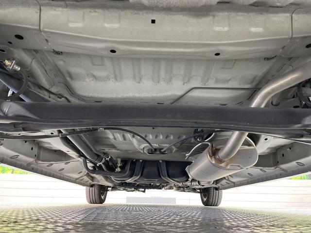 N-BOXカスタム G ターボSSブラックスタイルパッケージ ターボ SDナビ 両側電動スライド クルコン 衝突軽減装置 禁煙車 合皮シート ドラレコ スマートキー HIDヘッド シートヒーター ETC オートライト オートエアコン 純正15インチアルミ(19枚目)