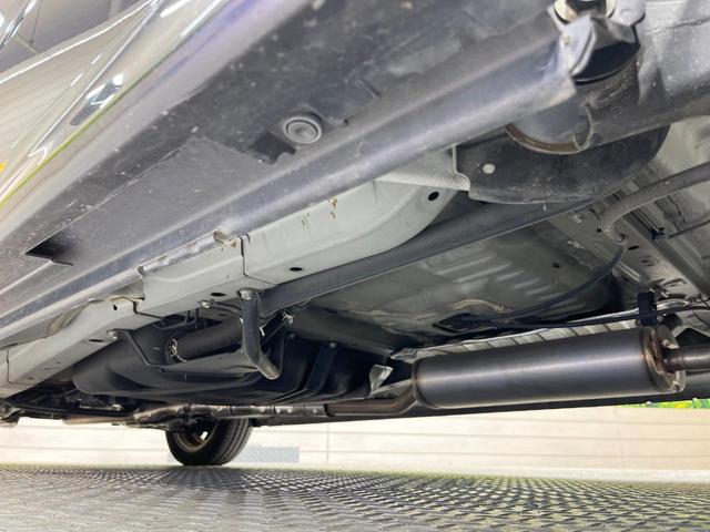 N-BOXカスタム G ターボSSブラックスタイルパッケージ ターボ SDナビ 両側電動スライド クルコン 衝突軽減装置 禁煙車 合皮シート ドラレコ スマートキー HIDヘッド シートヒーター ETC オートライト オートエアコン 純正15インチアルミ(22枚目)