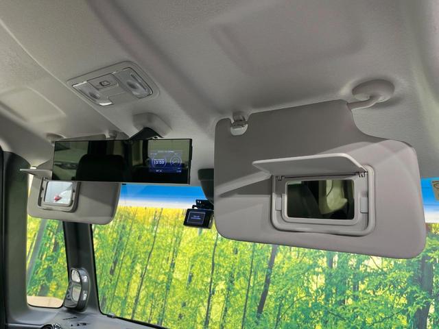 N-BOXカスタム G ターボSSブラックスタイルパッケージ ターボ SDナビ 両側電動スライド クルコン 衝突軽減装置 禁煙車 合皮シート ドラレコ スマートキー HIDヘッド シートヒーター ETC オートライト オートエアコン 純正15インチアルミ(58枚目)