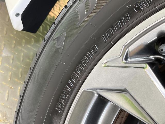 RAV4 ハイブリッドG 純正ディスプレイオーディオ ガラスルーフ フルエアロ バックカメラ レーダークルーズ 禁煙車 電動リアゲート ハーフレザーシート 前席シートエアコン パワーシート ドラレコ コーナーセンサー(28枚目)