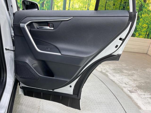 RAV4 ハイブリッドG 純正ディスプレイオーディオ ガラスルーフ フルエアロ バックカメラ レーダークルーズ 禁煙車 電動リアゲート ハーフレザーシート 前席シートエアコン パワーシート ドラレコ コーナーセンサー(62枚目)