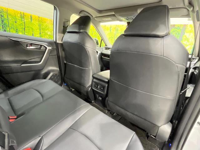 RAV4 ハイブリッドG 純正ディスプレイオーディオ ガラスルーフ フルエアロ バックカメラ レーダークルーズ 禁煙車 電動リアゲート ハーフレザーシート 前席シートエアコン パワーシート ドラレコ コーナーセンサー(63枚目)