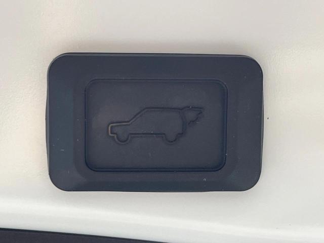 RAV4 ハイブリッドG 純正ディスプレイオーディオ ガラスルーフ フルエアロ バックカメラ レーダークルーズ 禁煙車 電動リアゲート ハーフレザーシート 前席シートエアコン パワーシート ドラレコ コーナーセンサー(75枚目)