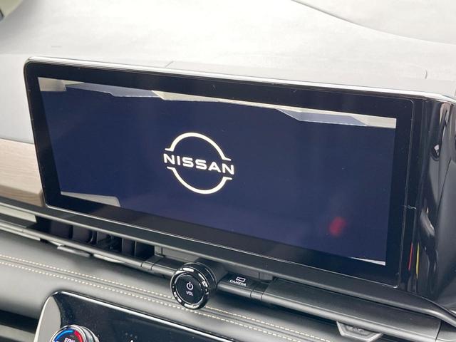 セレナ e-パワー ハイウェイスターV 純正12.3型ナビ 両側電動スライド 後席モニター シートヒーター 衝突軽減装置 プロパイロット 100V電源 LEDヘッド ETC ステアリングヒーター ブラインドスポットモニター デジタルミラー(3枚目)