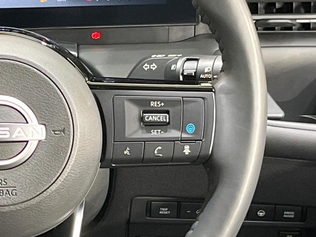 セレナ e-パワー ハイウェイスターV 純正12.3型ナビ 両側電動スライド 後席モニター シートヒーター 衝突軽減装置 プロパイロット 100V電源 LEDヘッド ETC ステアリングヒーター ブラインドスポットモニター デジタルミラー(29枚目)