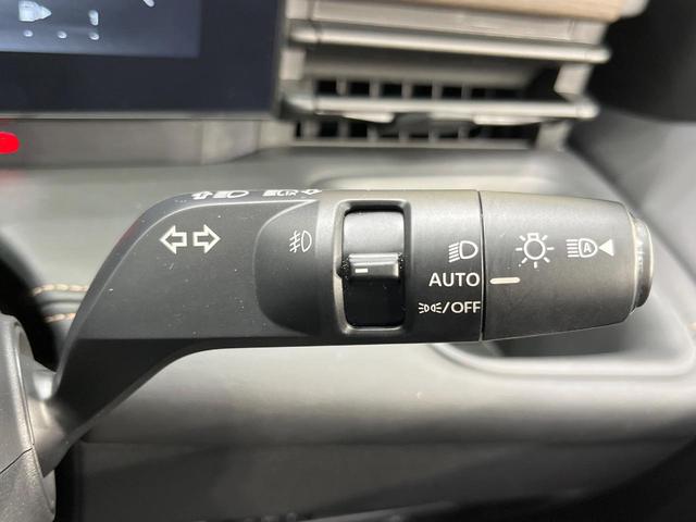 セレナ e-パワー ハイウェイスターV 純正12.3型ナビ 両側電動スライド 後席モニター シートヒーター 衝突軽減装置 プロパイロット 100V電源 LEDヘッド ETC ステアリングヒーター ブラインドスポットモニター デジタルミラー(31枚目)