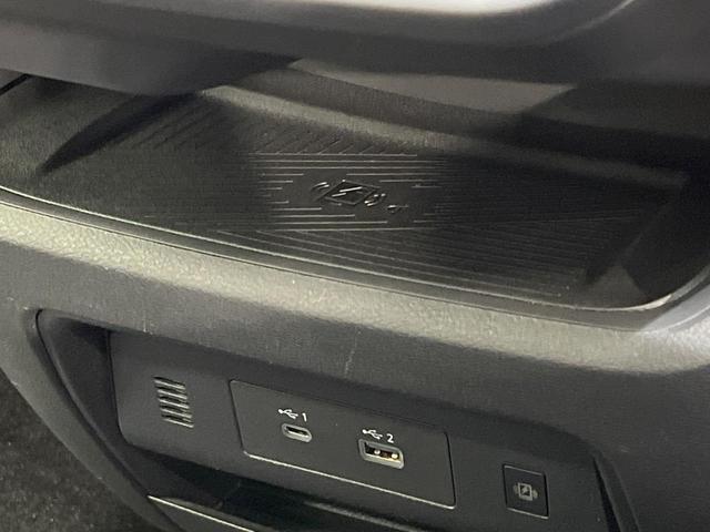 セレナ e-パワー ハイウェイスターV 純正12.3型ナビ 両側電動スライド 後席モニター シートヒーター 衝突軽減装置 プロパイロット 100V電源 LEDヘッド ETC ステアリングヒーター ブラインドスポットモニター デジタルミラー(37枚目)