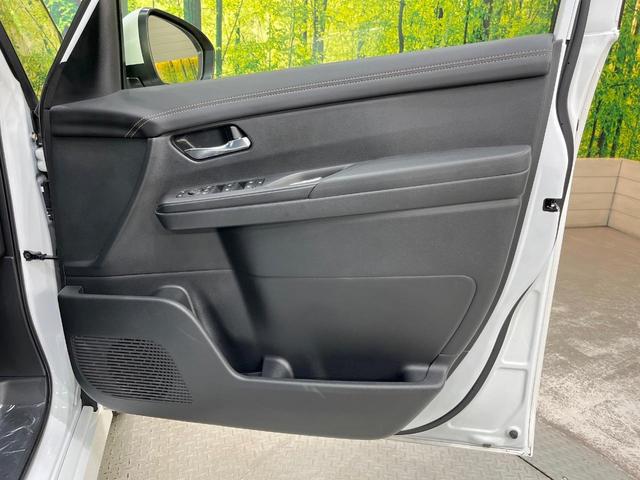 セレナ e-パワー ハイウェイスターV 純正12.3型ナビ 両側電動スライド 後席モニター シートヒーター 衝突軽減装置 プロパイロット 100V電源 LEDヘッド ETC ステアリングヒーター ブラインドスポットモニター デジタルミラー(45枚目)