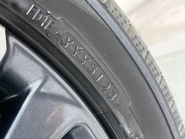 プリウス Z 純正12型ディスプレイオーディオ ガラスルーフ バックカメラ 禁煙車 電動リアゲート ハーフレザーシート 前席シートエアコン パワーシート コーナーセンサー スマートキー LEDヘッド(28枚目)