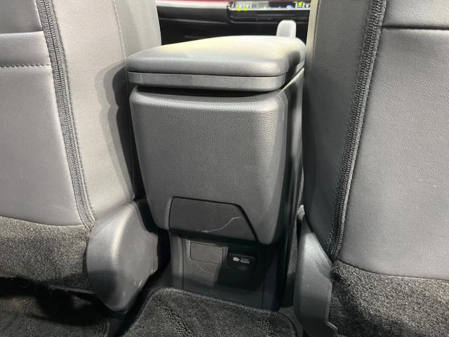 プリウス Z 純正12型ディスプレイオーディオ ガラスルーフ バックカメラ 禁煙車 電動リアゲート ハーフレザーシート 前席シートエアコン パワーシート コーナーセンサー スマートキー LEDヘッド(54枚目)