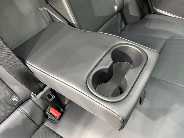 プリウス Z 純正12型ディスプレイオーディオ ガラスルーフ バックカメラ 禁煙車 電動リアゲート ハーフレザーシート 前席シートエアコン パワーシート コーナーセンサー スマートキー LEDヘッド(56枚目)