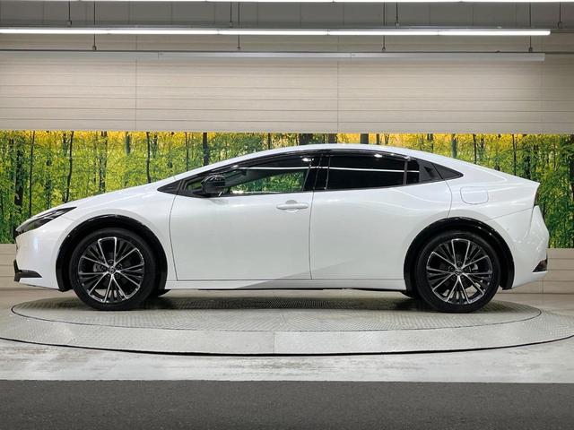 プリウス Z 純正12型ディスプレイオーディオ ガラスルーフ バックカメラ 禁煙車 電動リアゲート ハーフレザーシート 前席シートエアコン パワーシート コーナーセンサー スマートキー LEDヘッド(70枚目)