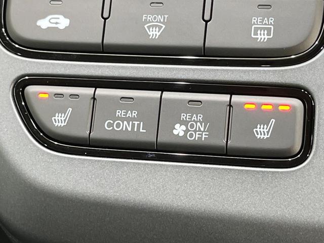 フリード クロスター 登録済未使用車 両側電動ドア 衝突被害軽減システム レーダークルーズ 禁煙車 コーナーセンサー スマートキー LEDヘッド オートハイビーム オートライト オートエアコン 純正15インチアルミ(5枚目)