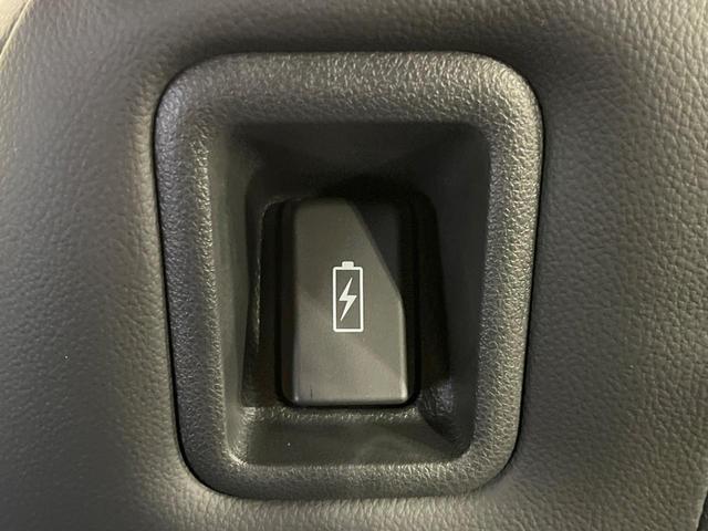 フリード クロスター 登録済未使用車 両側電動ドア 衝突被害軽減システム レーダークルーズ 禁煙車 コーナーセンサー スマートキー LEDヘッド オートハイビーム オートライト オートエアコン 純正15インチアルミ(44枚目)