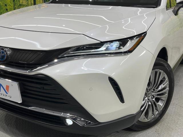 ハリアーハイブリッド Ｚ　レザーパッケージ　パノラマルーフ　純正１２．３型ナビ　全周囲カメラ　ＪＢＬサウンド　禁煙車　電動リアゲート　レザーシート　前席シートエアコン　ドラレコ　コーナーセンサー　ブラインドスポットモニター　ＬＥＤヘッド（12枚目）