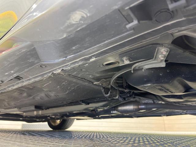 ノート ｅ－パワーニスモ　純正ナビ　全周囲カメラ　衝突軽減装置　禁煙車　コーナーセンサー　スマートキー　ＥＴＣ　デジタルミラー　オートライト　オートエアコン　純正１６インチアルミホイール　Ｂｌｕｅｔｏｏｔｈ　ＣＤ（22枚目）