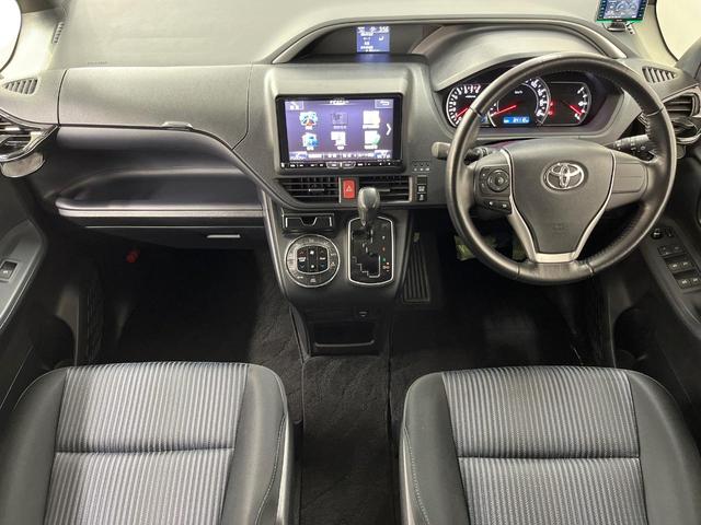 ヴォクシー ZS 煌 9型ナビ 後席モニター バックカメラ 両側電動ドア 禁煙車 ドラレコ スマートキー LEDヘッド ビルトインETC オートライト デュアルエアコン 純正16インチアルミ Bluetooth CD(2枚目)